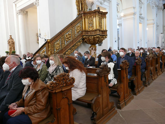 Diakonenweihe im Fuldaer Dom (Foto: Karl-Franz Thiede)